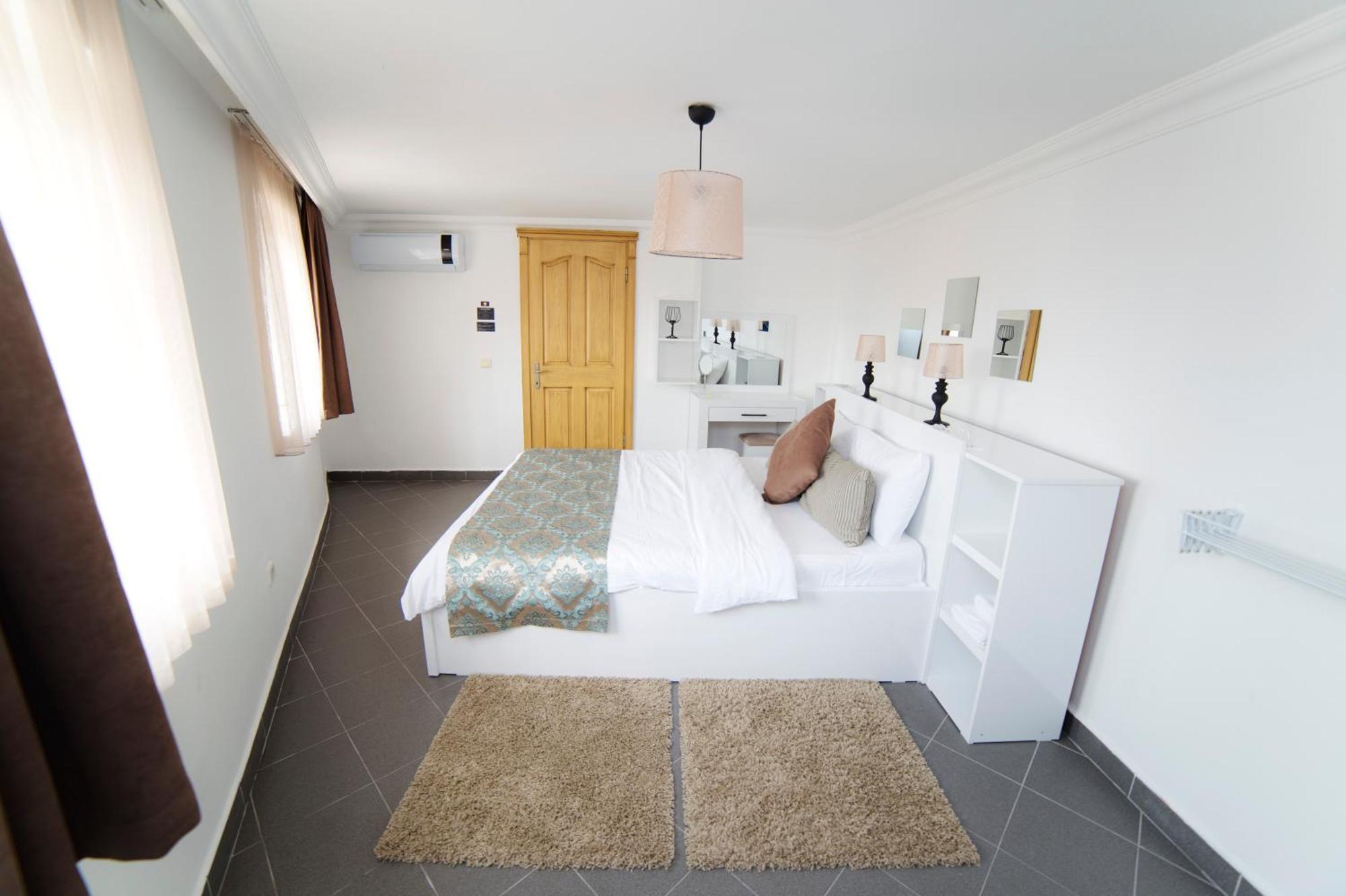 Downtown Fethiye Suites Exteriör bild